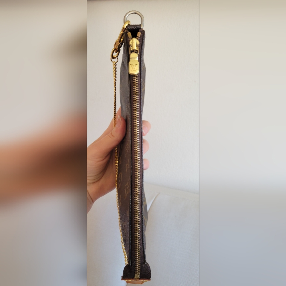 Louis Vuitton Monogram Brown Wristlet with Gold Chain - Picture 16 of 17